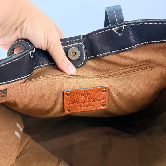 Patricia Nash 2 Tone Silver Bronze Studded Large Black Leather Shoulder tote bag - Picture 7 of 12